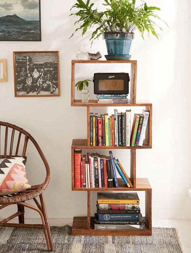 Rstra Bookshelf