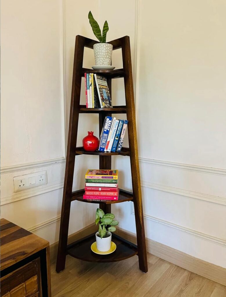 Wooden corner shelf
