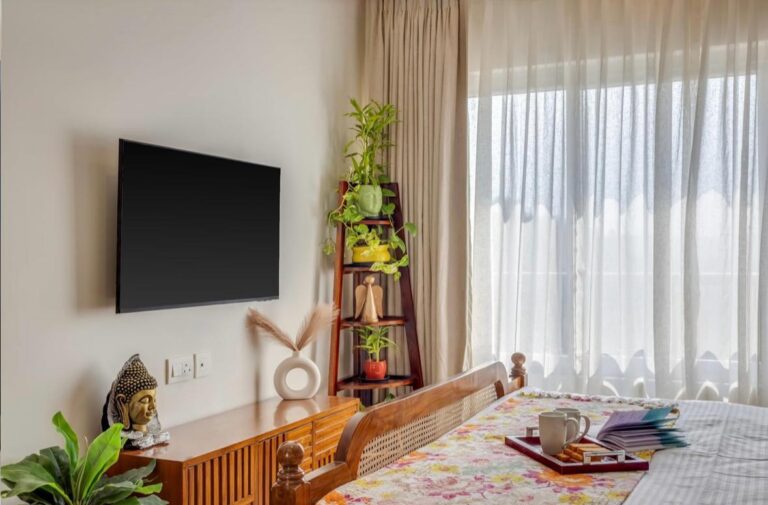 How to Decorate an Empty Corner in Your Home